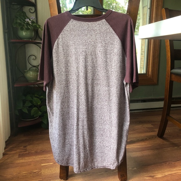 SOLD!!!!!! Hurley Two-Tone Logo Tee - Picture 2 of 3